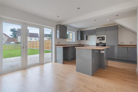 3 bedroom semi-detached house for sale, Dunster Road, Keynsham, Bristol