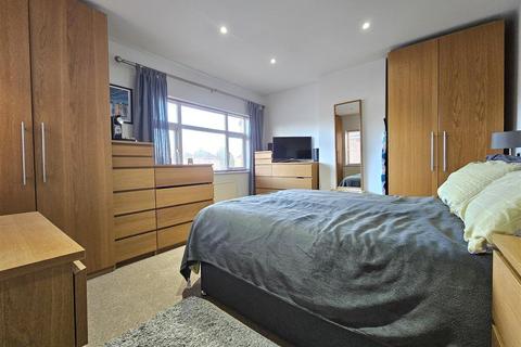 12 Damson Lane, Solihull, B91 2RD