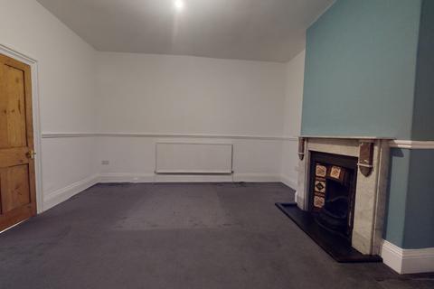 2 bedroom ground floor flat for sale, St. Vincent Street, South Shields, Tyne and Wear, NE33 3AR