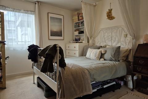 1 bedroom flat for sale, Kingfisher Meadow, Maidstone, Kent, ME16 8RD