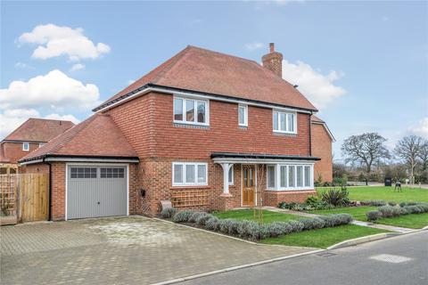 3 bedroom detached house to rent, Bens Wood Lane, West Horsley, Leatherhead, KT24