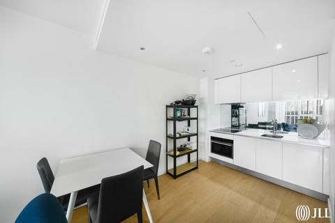 1 bedroom apartment to rent, Sky Gardens London SW8