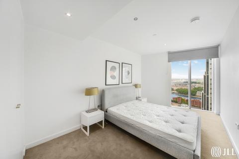 1 bedroom apartment to rent, Sky Gardens London SW8