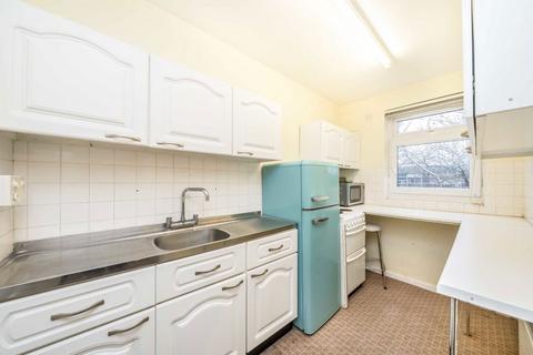 1 bedroom flat for sale, Hunters Meadow, London SE19