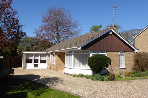 3 bedroom bungalow to rent, Vicarage Road, Oakham LE15