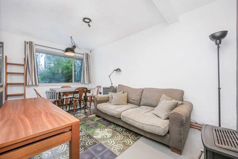 2 bedroom flat for sale, Jackson Court, Oval, SW9