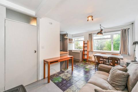 2 bedroom flat for sale, Jackson Court, Oval, SW9