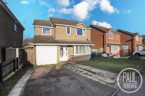 6 Coverdale, Carlton Colville, Lowestoft, NR33 8TD