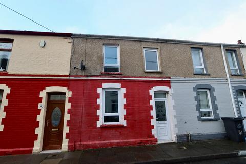 3 bedroom terraced house to rent, Stanfield Street, Cwm, NP23