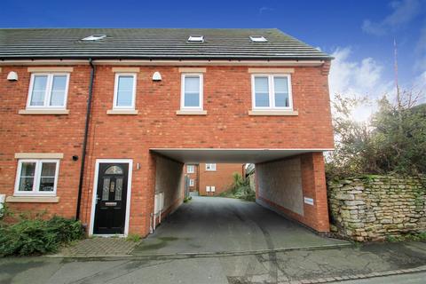 3 bedroom end of terrace house for sale, College Street, Irthlingborough NN9