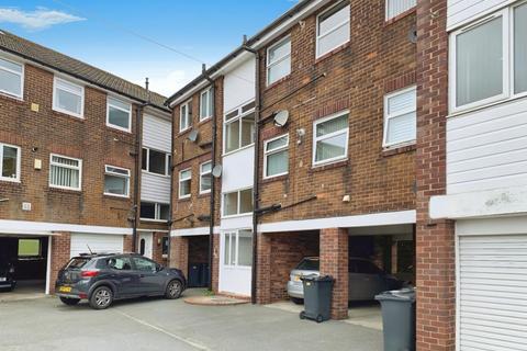 2 bedroom apartment for sale, Malcolm Court, Whitley Bay, Tyne and Wear