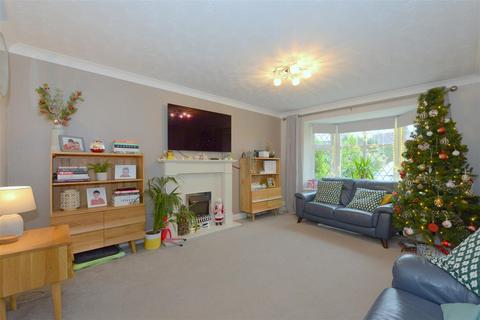 4 bedroom detached house for sale, Tawnylea, Herongate, Shrewsbury