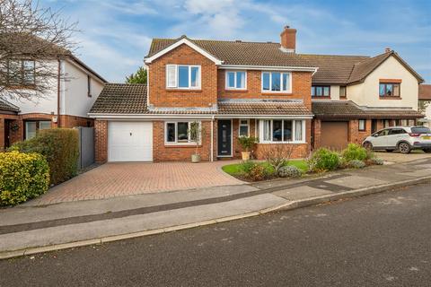 5 bedroom detached house for sale, Campion Close, Southampton SO31