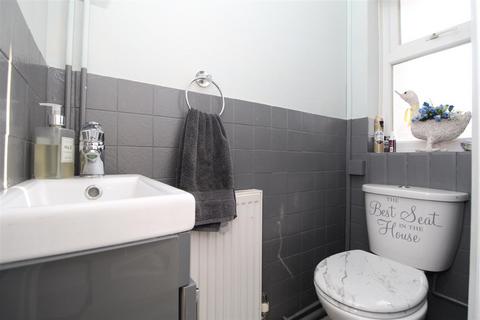 6 Dunedin Road, Newington, Ramsgate, CT12 6NH