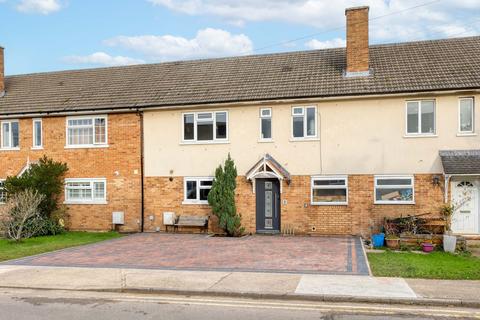 3 bedroom terraced house for sale, Truman Place, Shefford SG17