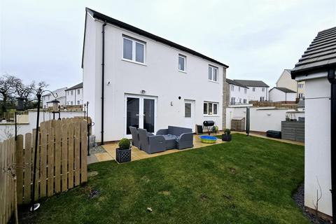 4 bedroom house for sale, Carina Close, Liskeard