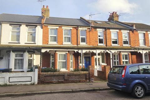 3 bedroom terraced house to rent, Queen Bertha Road, Ramsgate