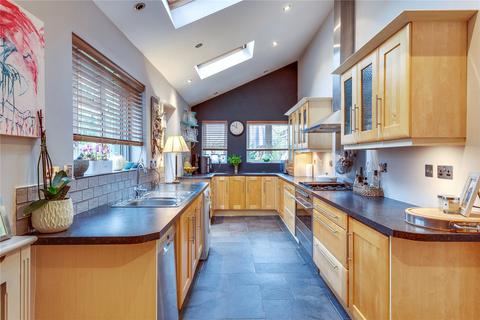 4 bedroom semi-detached house for sale, Victoria Road, Wargrave RG10