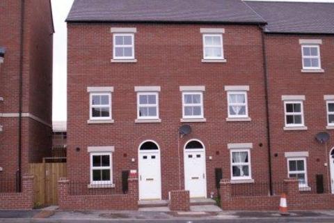 4 bedroom townhouse to rent, The Nettlefolds, Hadley TF1