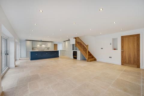 4 bedroom detached house for sale, Tadcaster, North Yorkshire LS24