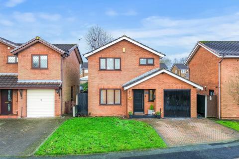 3 bedroom detached house for sale, Dundee Close, Fearnhead, WA2