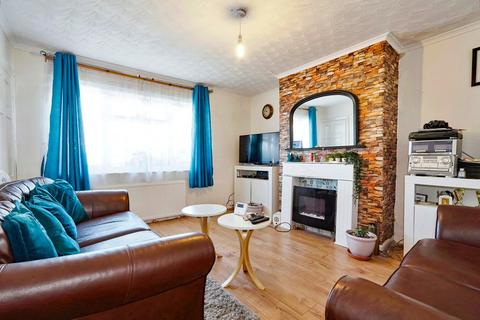 2 bedroom semi-detached house for sale, Greenthorpe Road, Leeds LS13