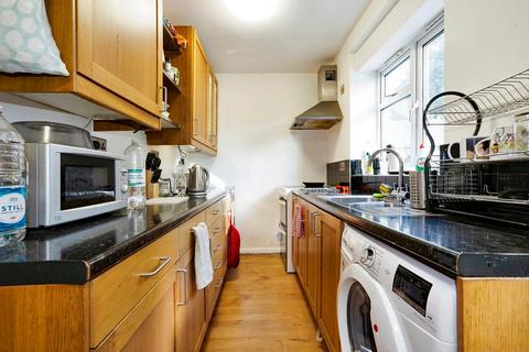 2 bedroom semi-detached house for sale, Greenthorpe Road, Leeds LS13