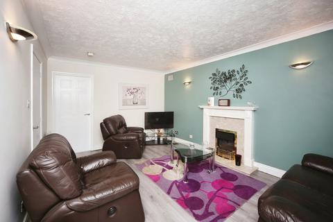 3 bedroom detached house for sale, Kiln Close, Studley B80