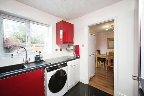 4 Kiln Close, Studley, B80 7EF