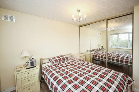 4 Kiln Close, Studley, B80 7EF