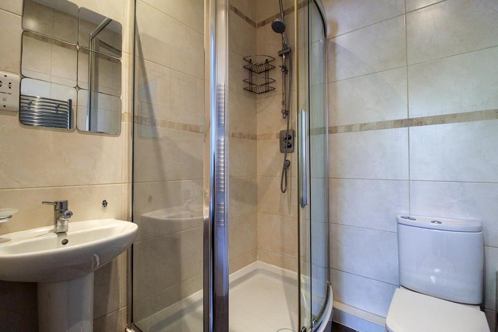 En Suite Shower Room