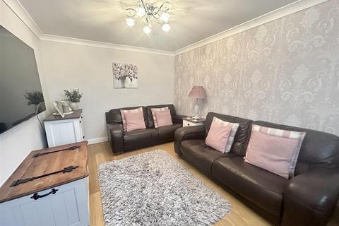 3 bedroom terraced house for sale, Craig Y Llety, Upper Tumble, Llanelli