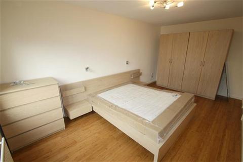 1 bedroom flat to rent, 87 Amsterdam Road, London E14