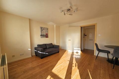 1 bedroom flat to rent, 87 Amsterdam Road, London E14