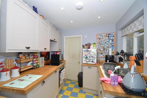 2 bedroom end of terrace house for sale, Silver Street, Ely CB7