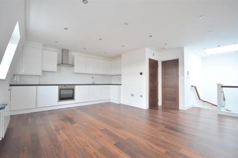 1 bedroom apartment to rent, Byrne Road, Balham SW12