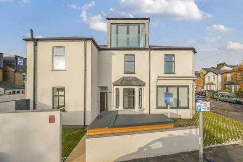 4 bedroom semi-detached house for sale, Clifton Road, Kingston Upon Thames, KT2