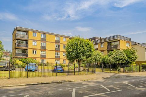 Thames Street, Sunbury-On-Thames TW16