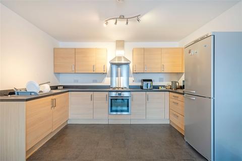 2 bedroom flat for sale, Fortune Avenue, Edgware, HA8