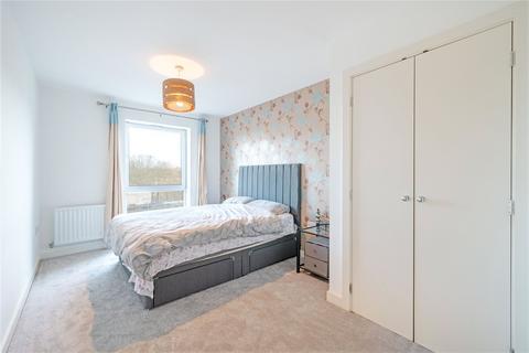 2 bedroom flat for sale, Fortune Avenue, Edgware, HA8