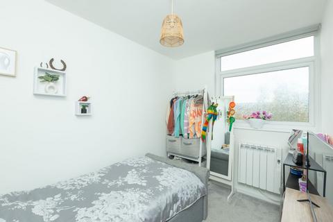 3 bedroom maisonette for sale, Station Road, Birchington, CT7