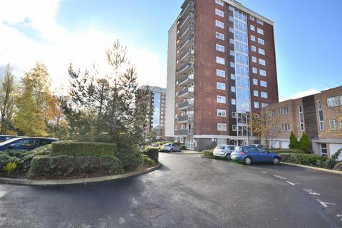 1 bedroom flat for sale, Lakeside Rise, Manchester M9