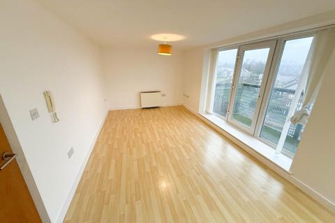 1 bedroom flat for sale, Lakeside Rise, Manchester M9