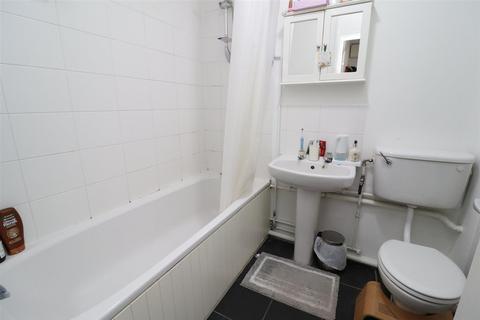 1 bedroom apartment to rent, Grinstead Road, Deptford SE8