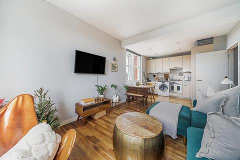 1 bedroom flat for sale, Ashbury Road, Battersea