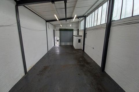 Warehouse to rent, Unit 1A Crow Arch Lane Industrial Estate, Ringwood, BH24 1PD