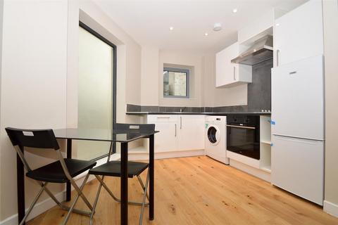 1 bedroom apartment to rent, Martello Street, London Fields, E8