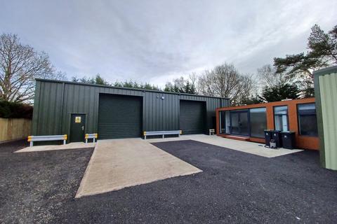 Warehouse to rent, Unit 7 Bostwick Farm, Bostwick Lane, Christchurch, BH23 6BN