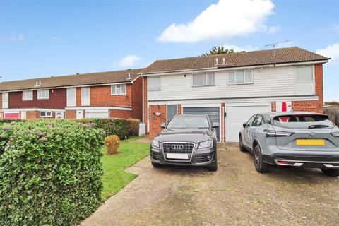 3 bedroom semi-detached house for sale, Friends Avenue, Margate