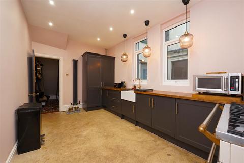 141 Rampside, Barrow-in-furness, LA13 0PX
